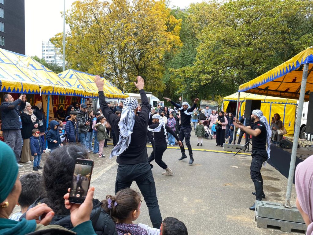 danse dabkeh au souk associatif des nouveaux disparus